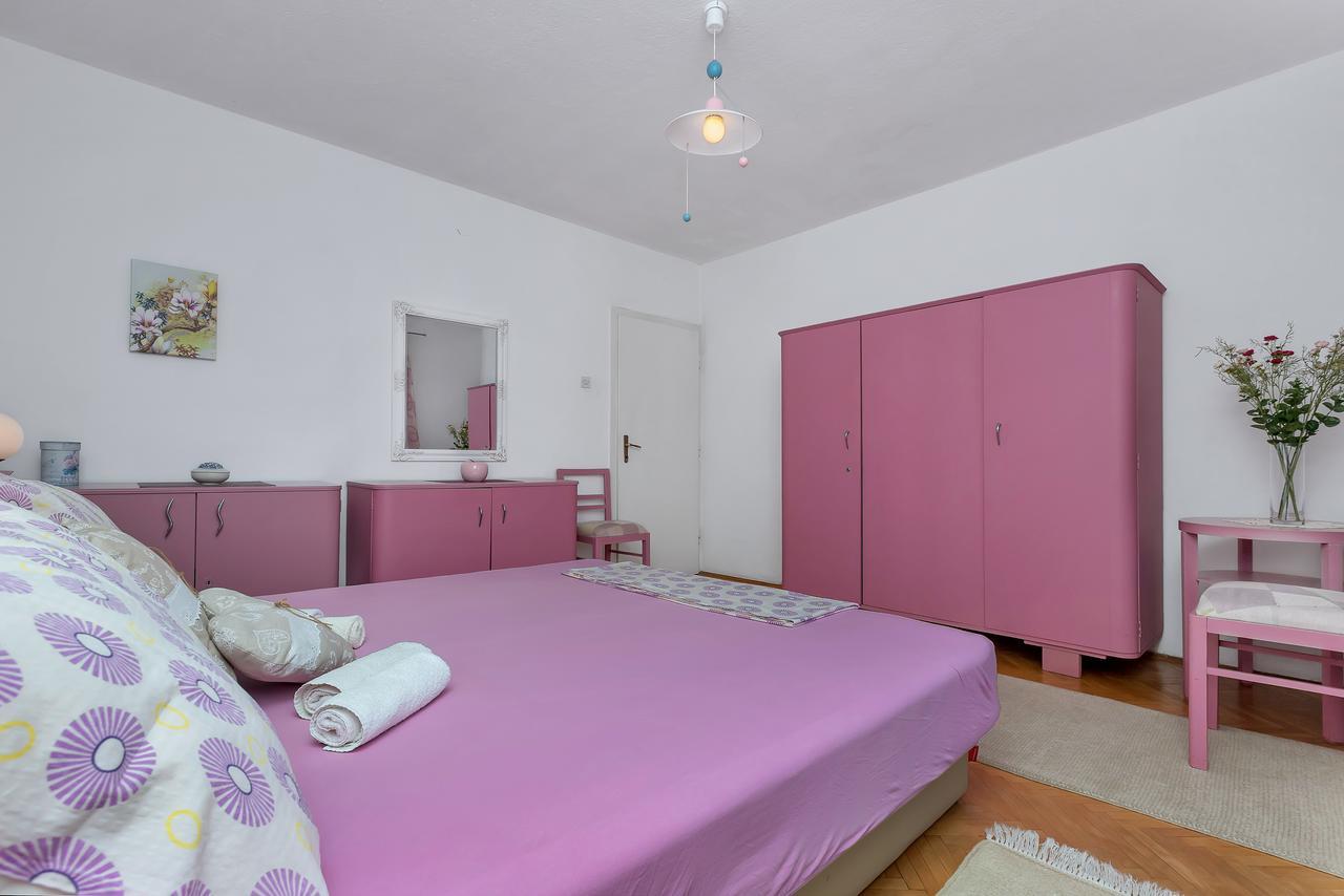 Manuela Apartment *